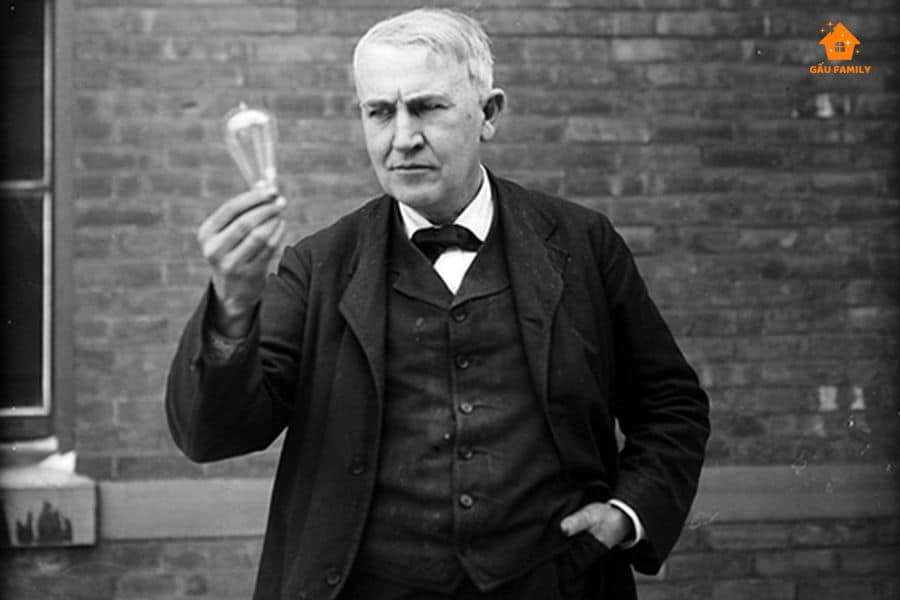 Nguồn gốc của đèn học thời CM Công Nghiệp ( Thomas Edison)